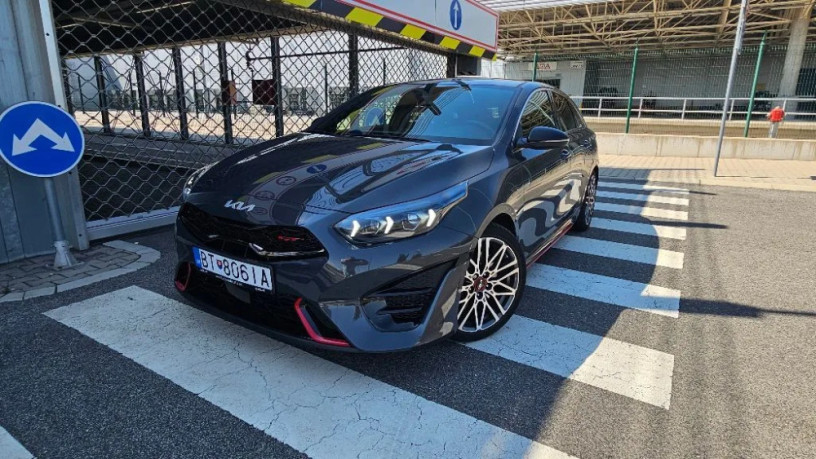 kia-pro-ceed-16-t-gdi-gt-at-150kw-204hp-big-1