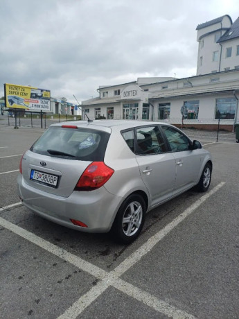 kia-ceed-kia-cees-big-3