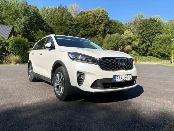 kia-sorento-22-crdi-platinum-at-147kw200hp-a8-big-3