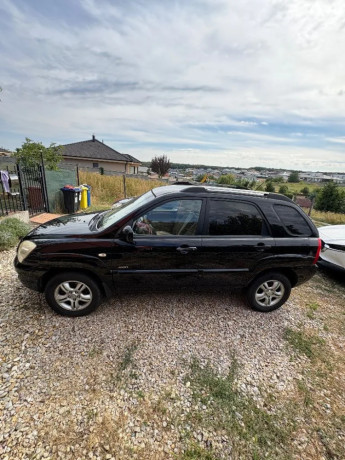 kia-sportage-kia-sportage-20-benzin-104-kw-44-manual-big-0