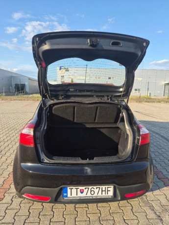 kia-rio-11-crdi-ex-55kw75hp-m6-big-1