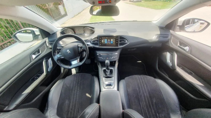 peugeot-308-sw-12-puretech-130-eat6-allure-85-900-km-1-majitel-rozvody-vymenene-doklad-k-dispozicii-big-2
