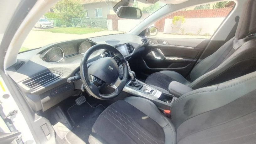 peugeot-308-sw-12-puretech-130-eat6-allure-85-900-km-1-majitel-rozvody-vymenene-doklad-k-dispozicii-big-1