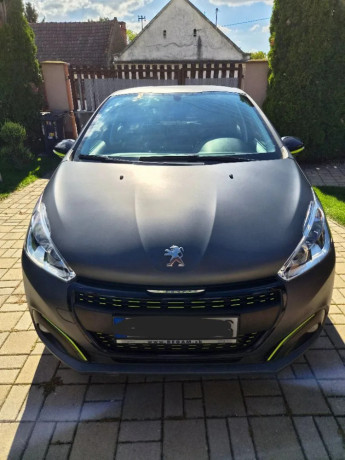 peugeot-208-12-puretech-82k-1-majitel-41-000-km-aut-klima-top-stav-big-2