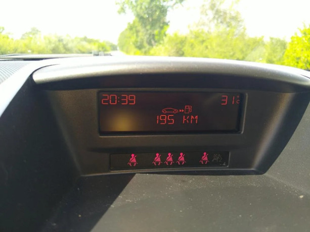 peugeot-207-sw-14-16v-classic-pack-big-3