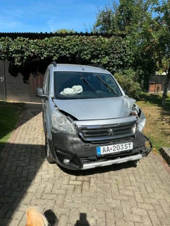 peugeot-partner-tepee-16-diesel-73kw-manual-prevodovka-big-1