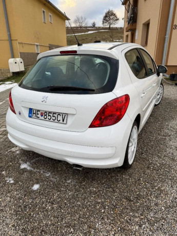 peugeot-207-207-16-hdi-trendy-clim-66kw90hp-m5-big-1