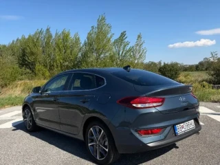 hyundai-i30-fastback-15-t-gdi-mhev-imt-family-118kw160hp-m6