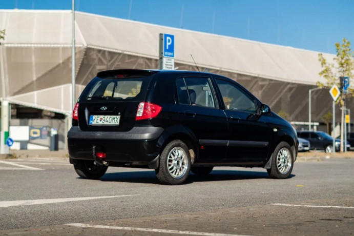 hyundai-getz-15-crdi-dynamic-65kw88hp-m5-big-2