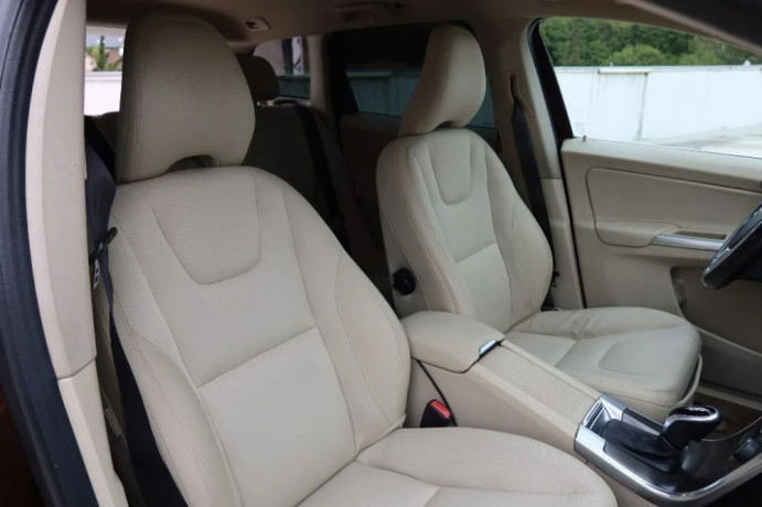 volvo-xc60-cena-dohodou-big-3