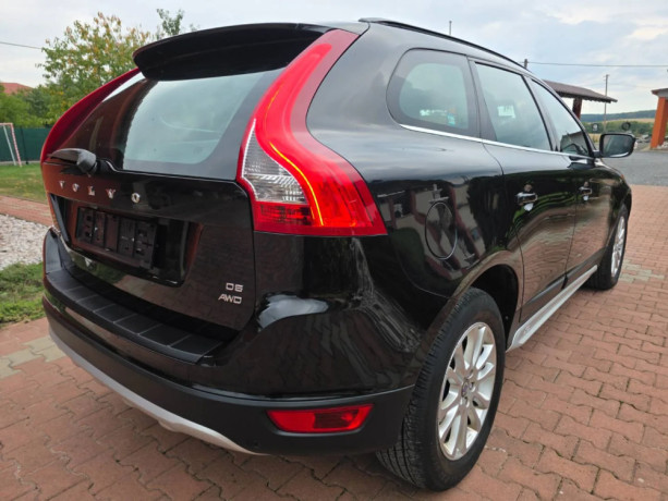 volvo-xc60-d5-awd-summum-geartronic-big-2