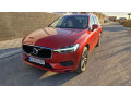 volvo-xc60-momentum-d4-awd-140kw-at8-small-1