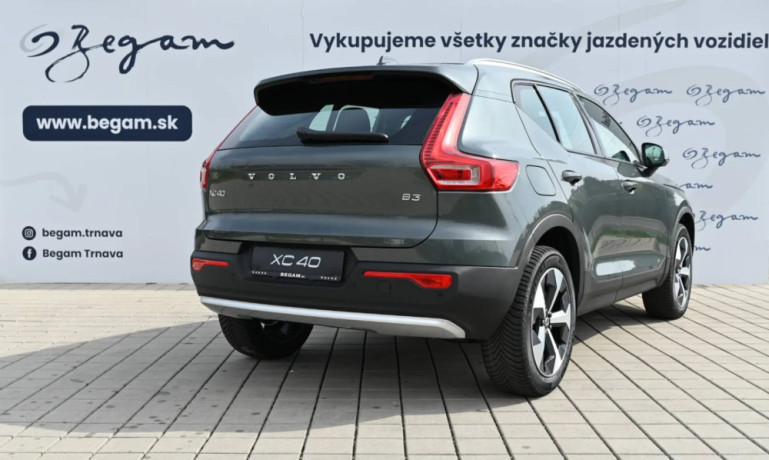 volvo-xc40-b3-p-core-big-3