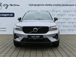volvo-xc40-b3-p-plus-dark