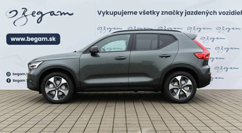 volvo-xc40-b3-p-plus-dark-at-fwd-dct-big-1
