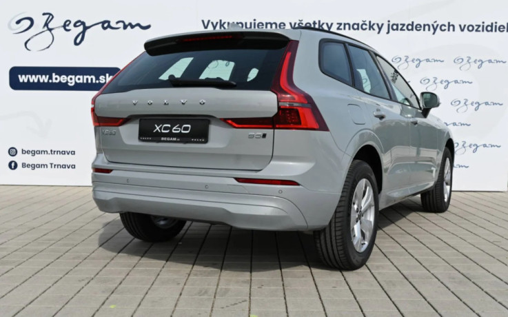 volvo-xc60-b5-p-core-big-3
