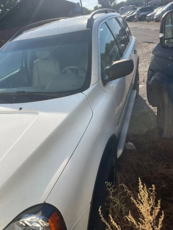 volvo-xc90-25-benzin-lpg-4x4-rok-2003-big-3