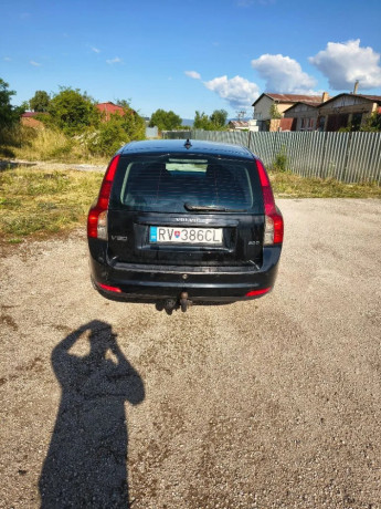 volvo-v50-20-d-100kw136hp-m6-big-3