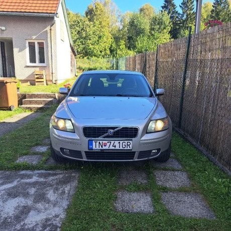 volvo-v50-16-d-80kw109hp-m5-big-0