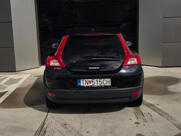 volvo-c30-16-summum-74kw100hp-m5-big-3