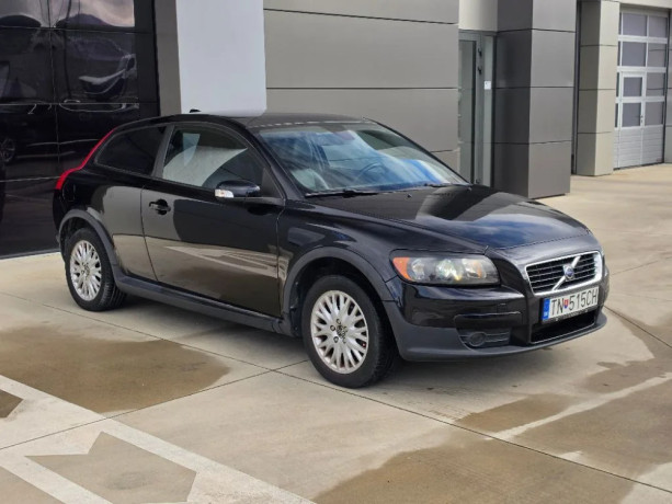 volvo-c30-16-summum-74kw100hp-m5-big-1