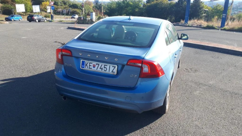 volvo-s60-20tdi-100kw-big-0