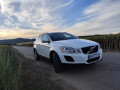 volvo-xc60-d4-awd-kinetic-geartronic-120kw163hp-a6-small-1