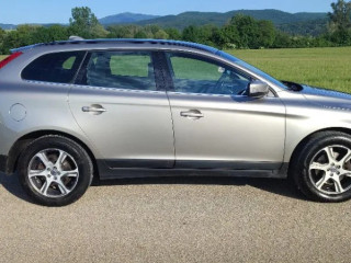 volvo-xc60-d4-momentum-120kw163hp-m6