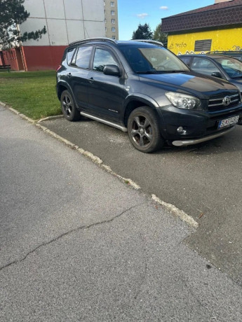 toyota-rav4-22-d-4d-180-x-130kw177hp-m6-big-1