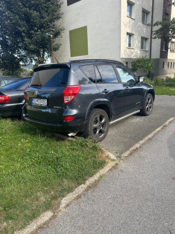 toyota-rav4-22-d-4d-180-x-130kw177hp-m6-big-0
