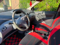 toyota-yaris-2004-small-0