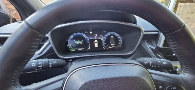 toyota-corolla-cross-20-hybrid-style-112kw-153hp-big-2