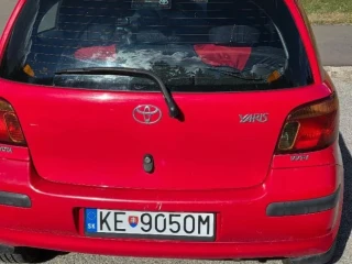 toyota-yaris-10-benzin-48kw-manual-prevodovka