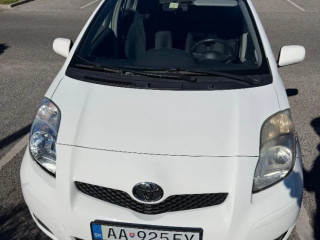 toyota-yaris-133i-dual-vvt-i-luna-74kw102hp-m6
