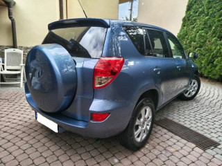 toyota-rav4-22-d-4d-135-lux-100kw136hp-m6