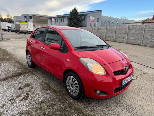 toyota-yaris-133i-dual-vvt-i-dream-big-3