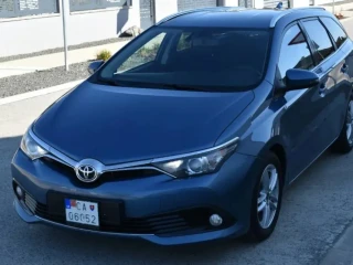 toyota-auris-touring-sports-14-l-d-4d-active