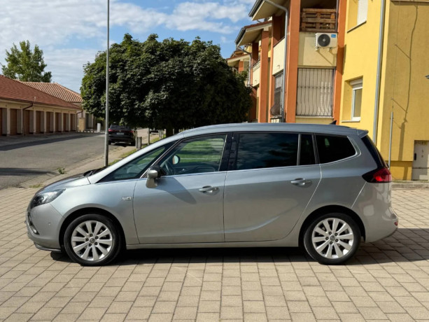 opel-zafira-tourer-20-cdti-ecotec-130k-cosmo-big-2