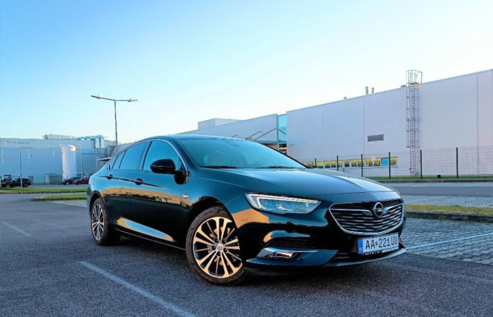 opel-insignia-grand-sport-big-2