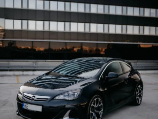 opel-astra-gtc-hatchback-206kw-manual