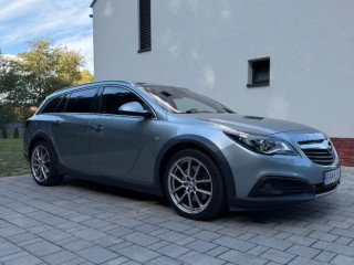 opel-insignia-st-insignia-kombi-20-turbo-250k-country-tourer-4x4-at6-184kw250hp-a6