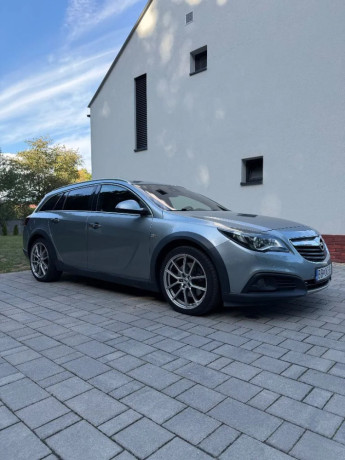 opel-insignia-st-insignia-kombi-20-turbo-250k-country-tourer-4x4-at6-184kw250hp-a6-big-0