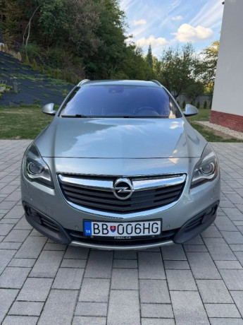 opel-insignia-st-insignia-kombi-20-turbo-250k-country-tourer-4x4-at6-184kw250hp-a6-big-1