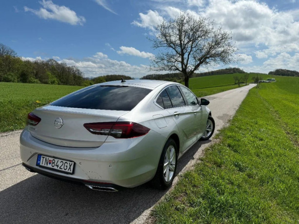 opel-insignia-20-cdti-ss-elegance-128kw174hp-m6-big-3