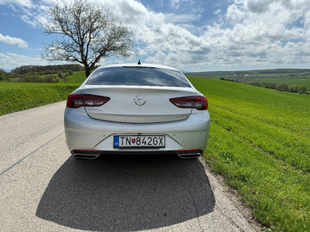 opel-insignia-20-cdti-ss-elegance-128kw174hp-m6-big-2
