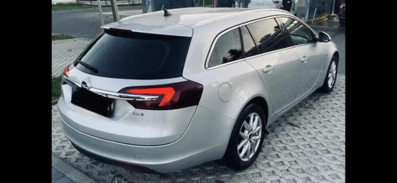 opel-insignia-20-cdti-131k-big-0