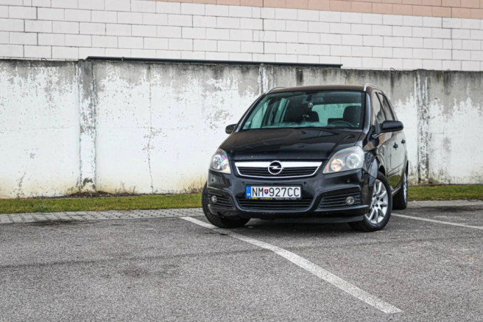 opel-zafira-19-dt-enjoy-big-0
