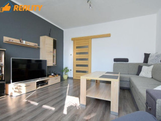 udrziavany-3-izb-byt-s-parkovanim-v-zaturci-cca-77m2