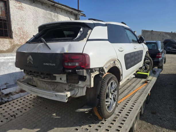 citroen-c4-cactus-puretech-82-shine-ss-etg-big-3