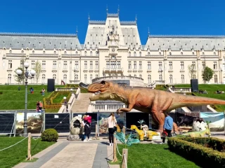 interaktivna-vystava-dinosaurov-dinoxpark-na-prenajom
